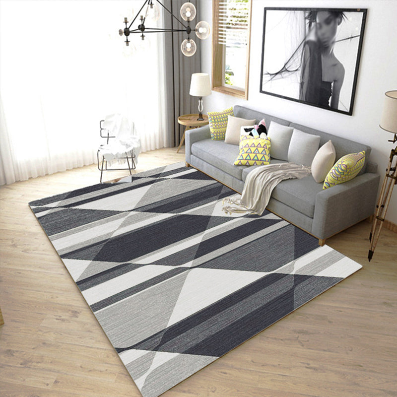 Trendy Living Room Rug Multi Colored Geometric Printed Area Rug Polypropylene Non-Slip Stain-Resistant Rug