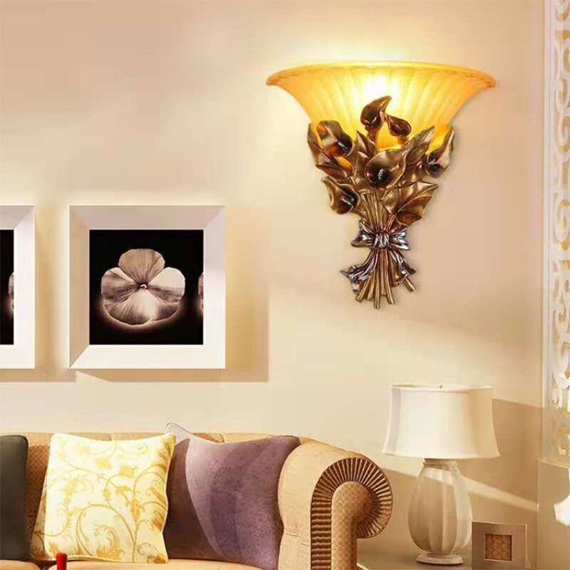 Goldene Blumenwand montieren leichte traditionelle Harz 1 Leichtes Wohnzimmer Leuchten mit ausgestattetem Glasschatten
