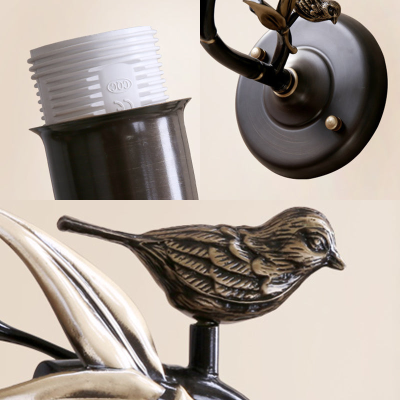 Éclairage mural conique en laiton antique 1 tissu rustique 1 lampe d'applications de chambre à coucher légère avec oiseau