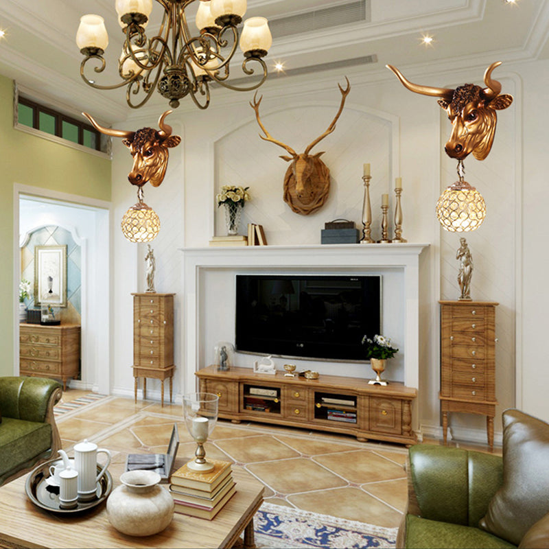 1 Light Globe Wall Lamp Country Gold Resin Sconce Lightture pour le salon avec Crystal Shade