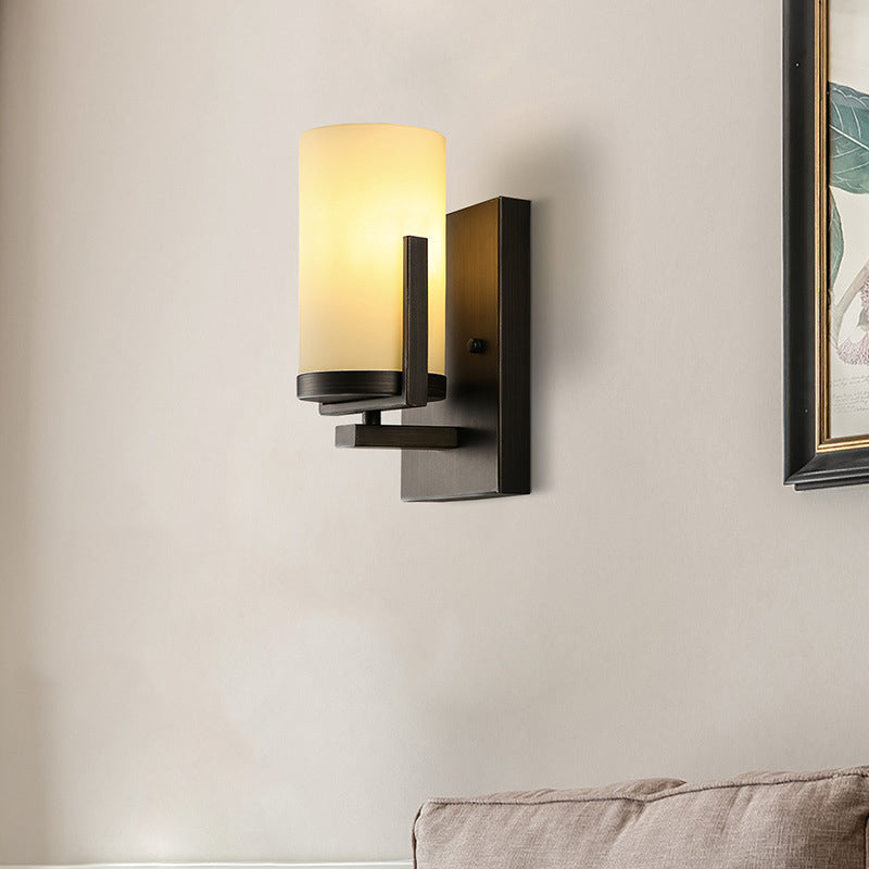 Opal Verre noir Black Murn Cylinder 1-Light Modern Wall Mount Mount Lightture avec plaque arrière carrée pour le porche