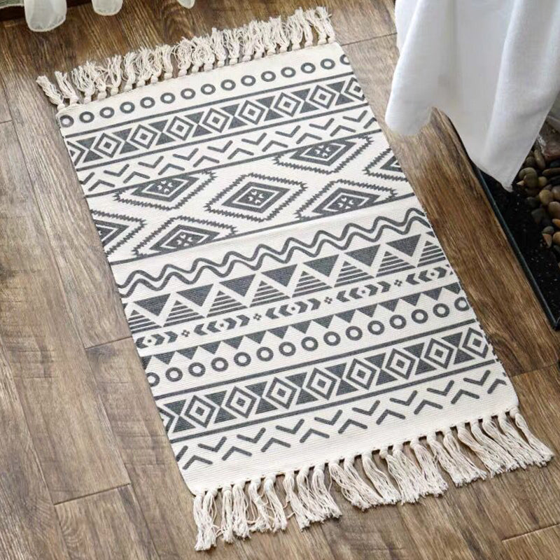 Multi Color Comfort Rug Jute Geometric Printed Area Carpet Easy Care Stain-Resistant Pet Friendly Rug with Tassel for Bedroom