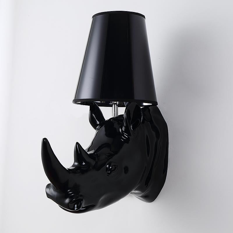 Rhinoceros Resin Sconce Light Country Single Corridor Corridor Mur Murd Murd in Black / White with Cone Fabric Shade