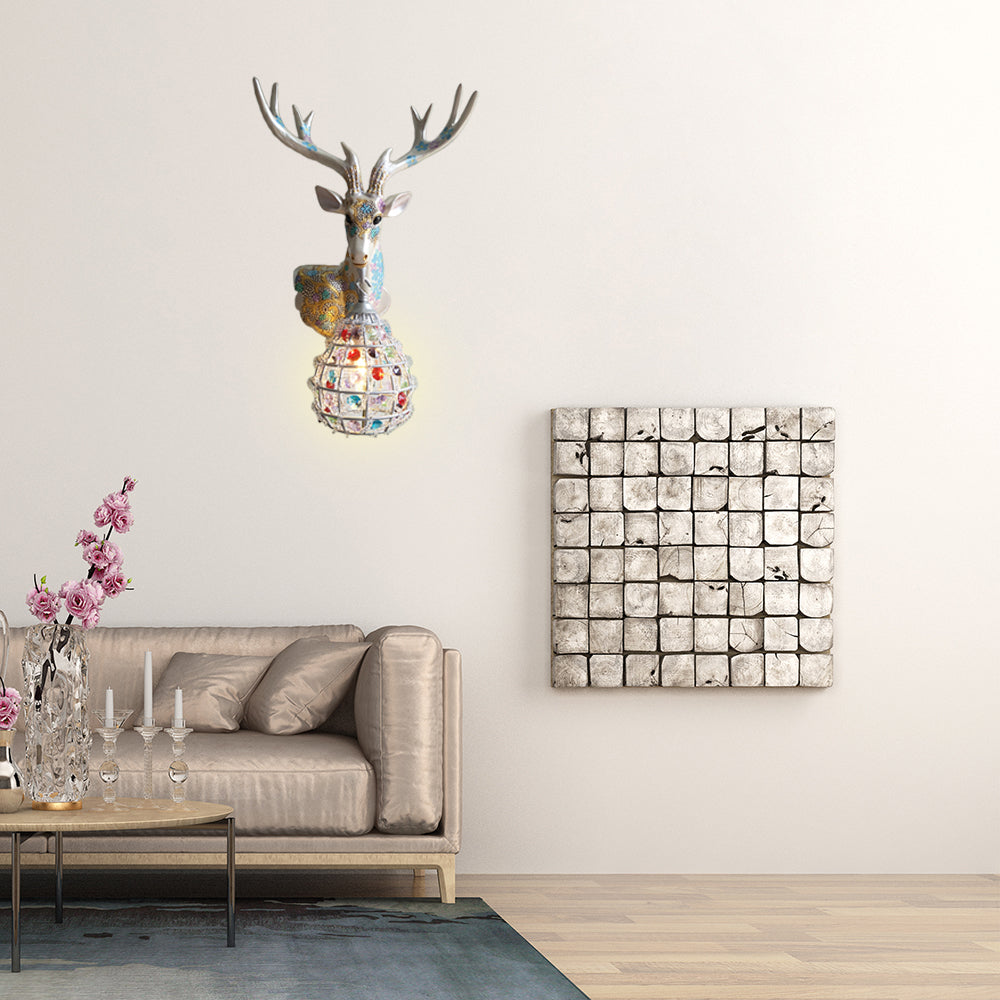 Application de cerf traditionnelle 1 Éclairage mural en résine lumineuse en noir / rose / jaune pour chambre avec une nuance de cristal de gouttelettes, droite / gauche