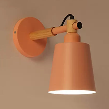 Eine leichte Eimer -Wandleuchte rotatierbarer nordischer Metallleuchten für Wohnzimmer