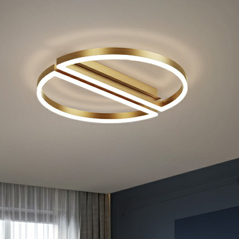 Gold Finish Round Led Flush Ceiling Light Modern Metallic Flushmount Lighting for Bedroom