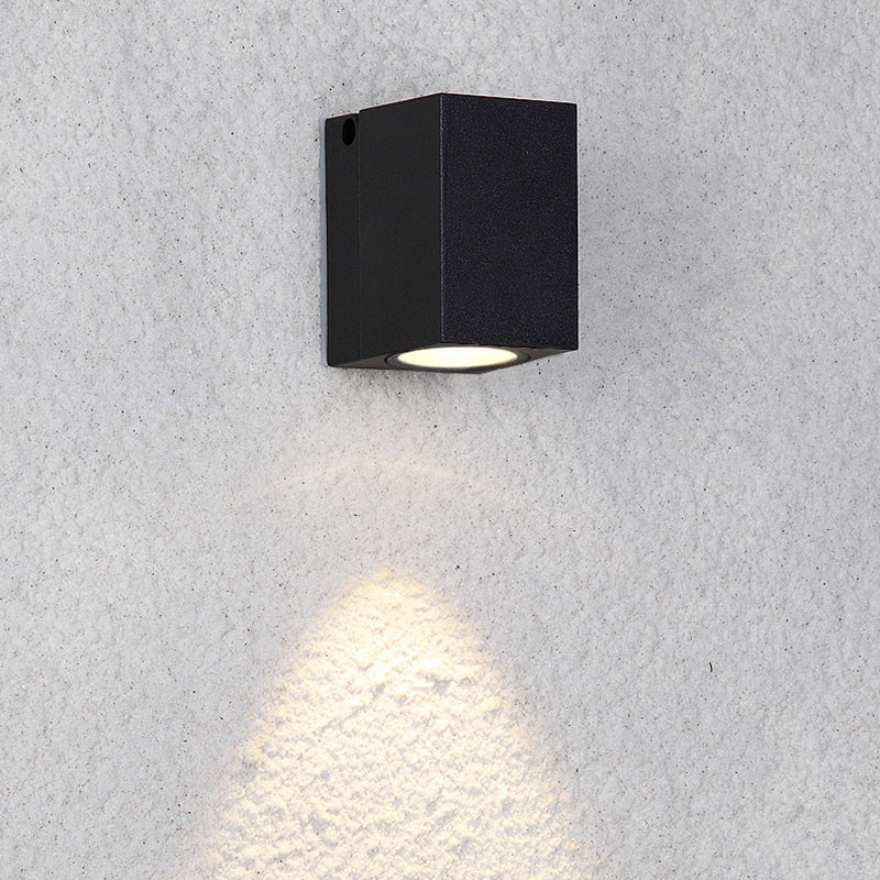 Rectangular Mini Wall Mounted Lighting Modern Metal LED Patio Sconce Fixture in Black