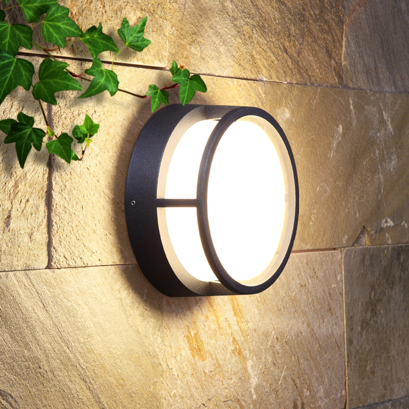 Round Outdoor Wall Sconce Lamp Plastic Modernist LED Wall Mount Lighting in Black