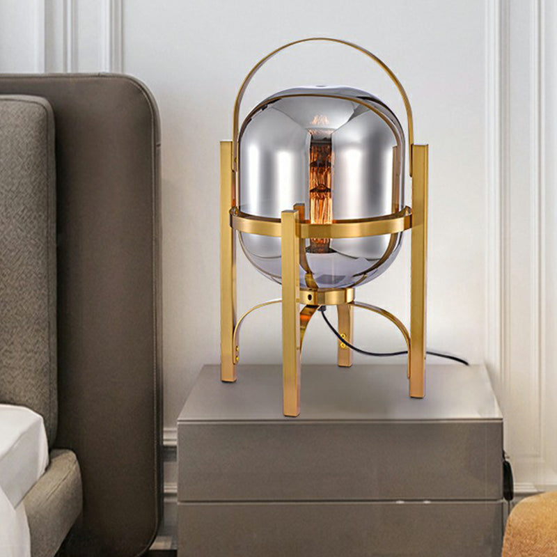 Capsule Glass Night lampe Postmodern 1 Light Finish Table Light avec quadpod et poignée arquée