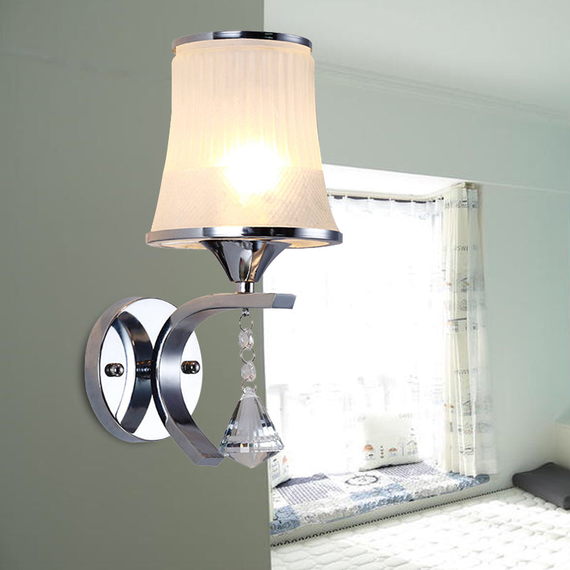 Lampada della parete a campana in vetro glassata Stile modernismo 1 illuminazione sconce cromata leggera per camera da letto