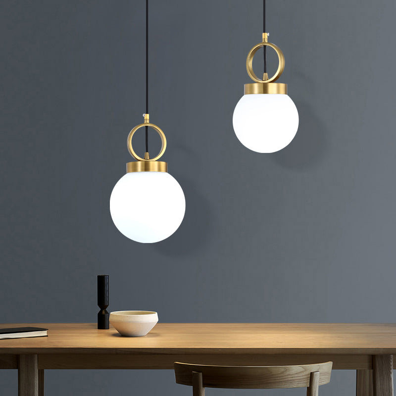 Ball Pendulum Licht eenvoudig opaalglas enkele eetkamer hanger lamp met gouden ringtop