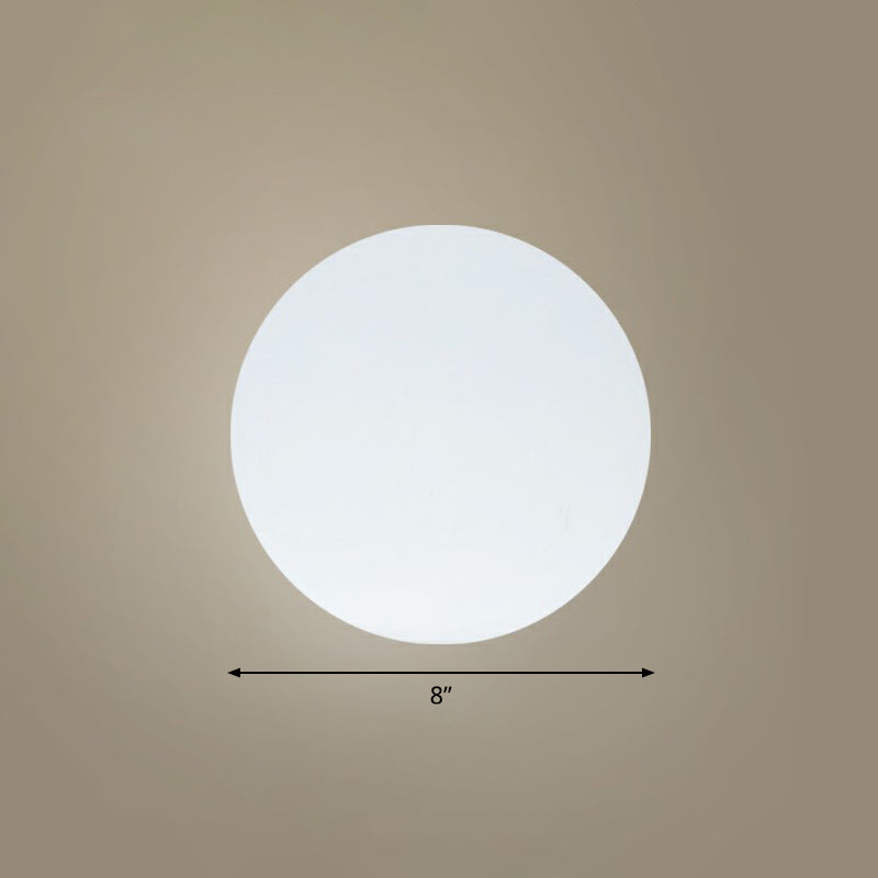 Rechargeable Globe LED Landscape Light Decorative Plastic Outdoor Ground Light in White