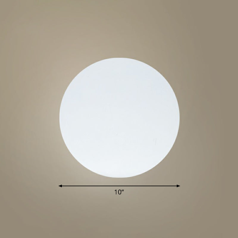 Rechargeable Globe LED Landscape Light Decorative Plastic Outdoor Ground Light in White