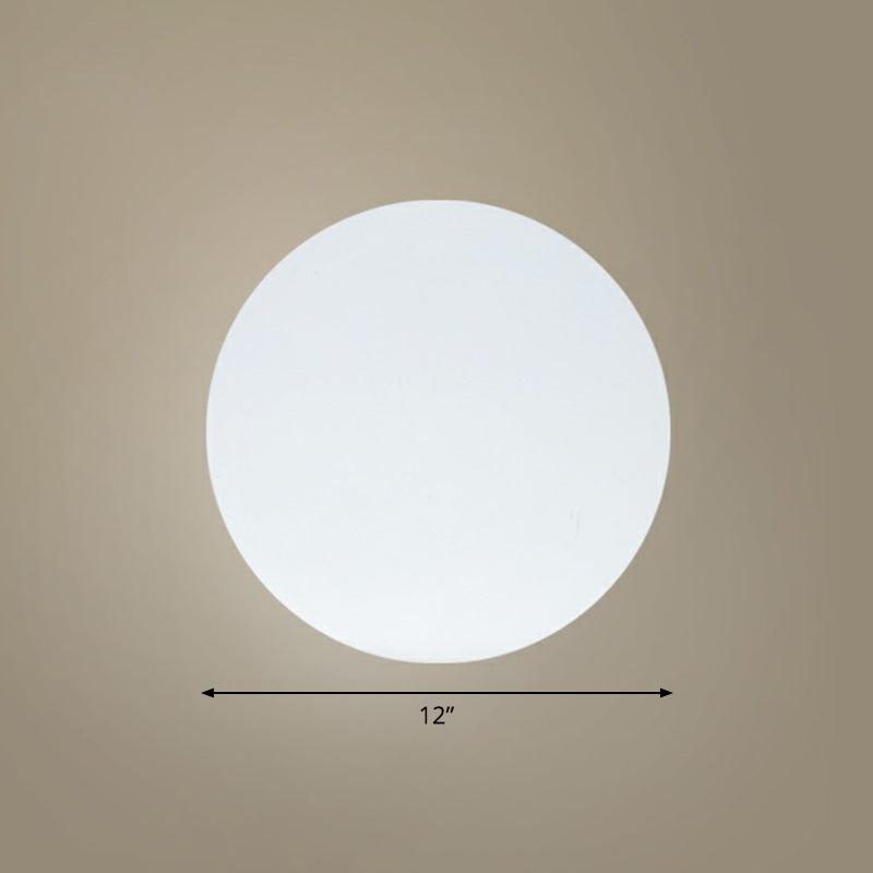 Rechargeable Globe LED Landscape Light Decorative Plastic Outdoor Ground Light in White