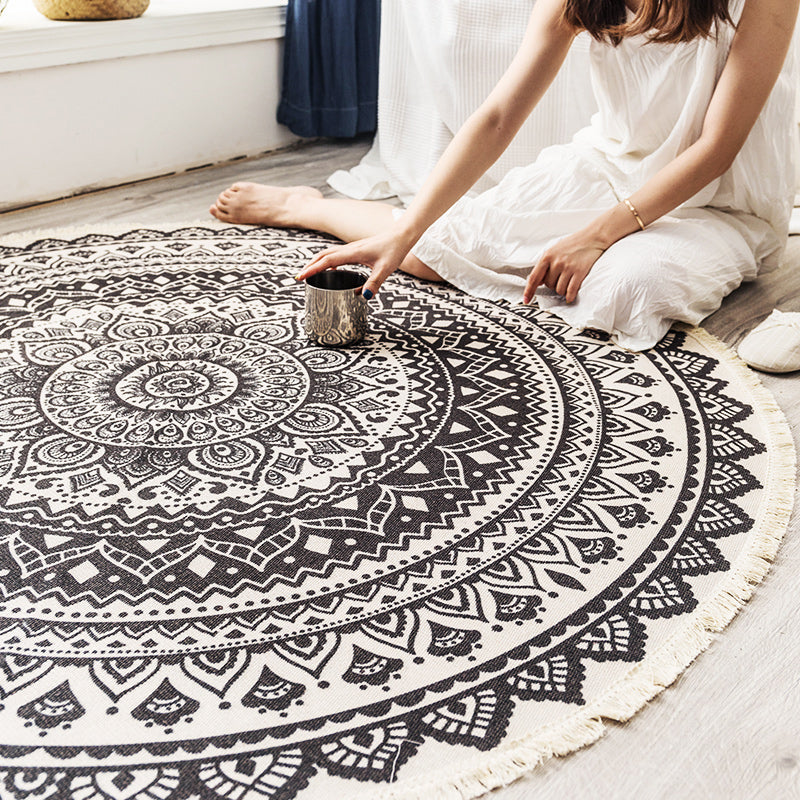 Leisure Tribal Printed Rug Multi-Color Jute Area Carpet Easy Care Pet Friendly Stain-Resistant Indoor Rug for Bedroom