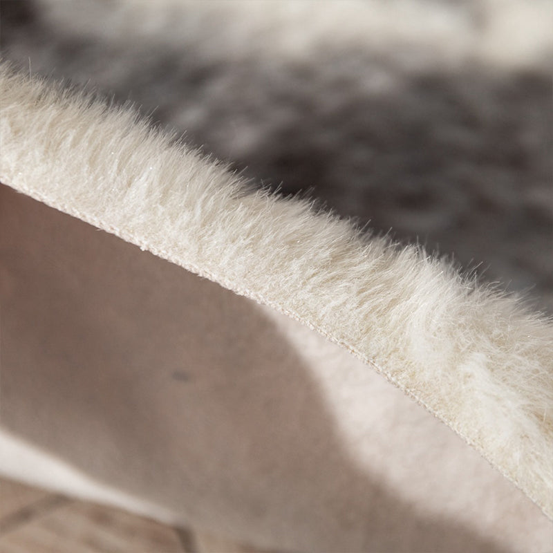 Gray Decoration Rug Unique Animal Skin Indoor Rug Polypropylene Pet Friendly Stain-Resistant Area Carpet