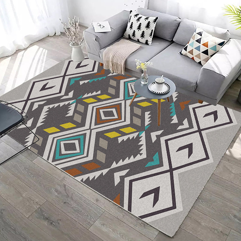 Relaxing Geometric Rug Multi-Colored Polyster Area Carpet Non-Slip Backing Stain-Resistant Indoor Rug for Parlor