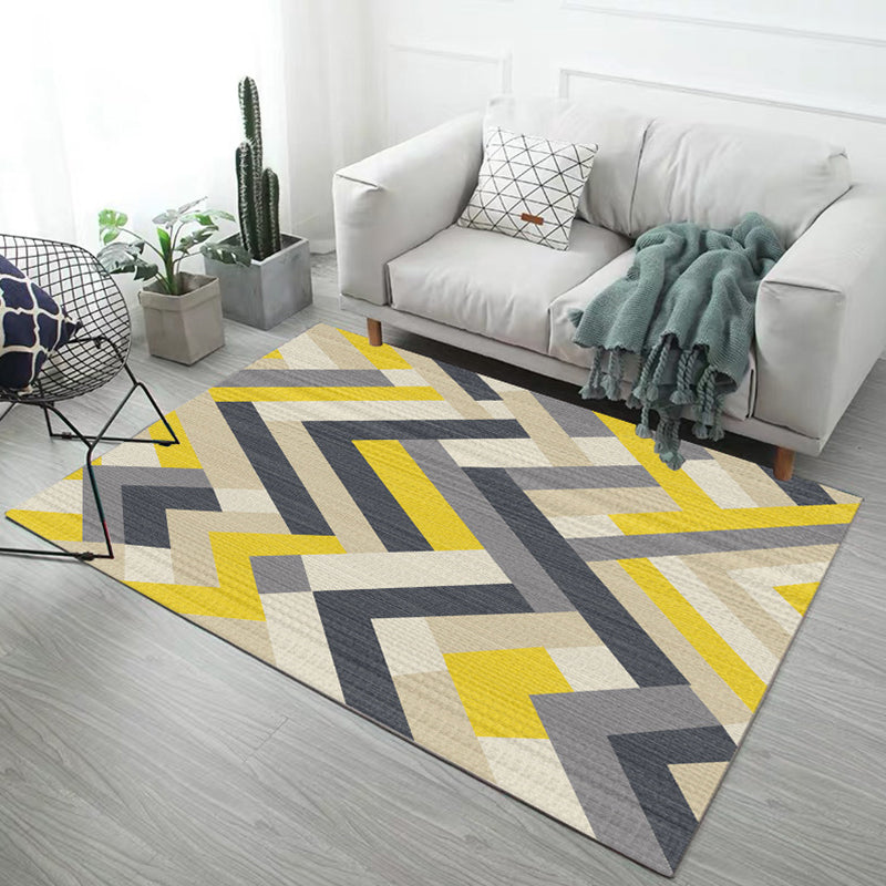 Minimalistischer Teppich mit geometrischem Druck, mehrfarbiger Synthetik-Innenteppich, rutschfeste Unterseite, haustierfreundlicher Teppich für den Salon