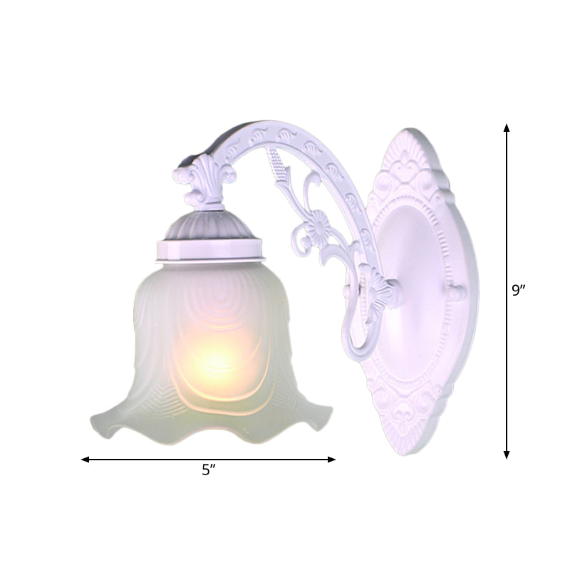Salon de fleur Salle Light Sconce Style vintage Metal 1/2 lumières Lampe murale noire / blanche avec nuance en verre givré