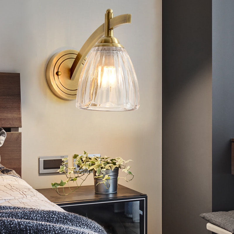 1 Glühbirnenkegelleuchte Lampe Tradition Metallwandbeleuchtung in Gold mit geripptem Glasschatten für Bett