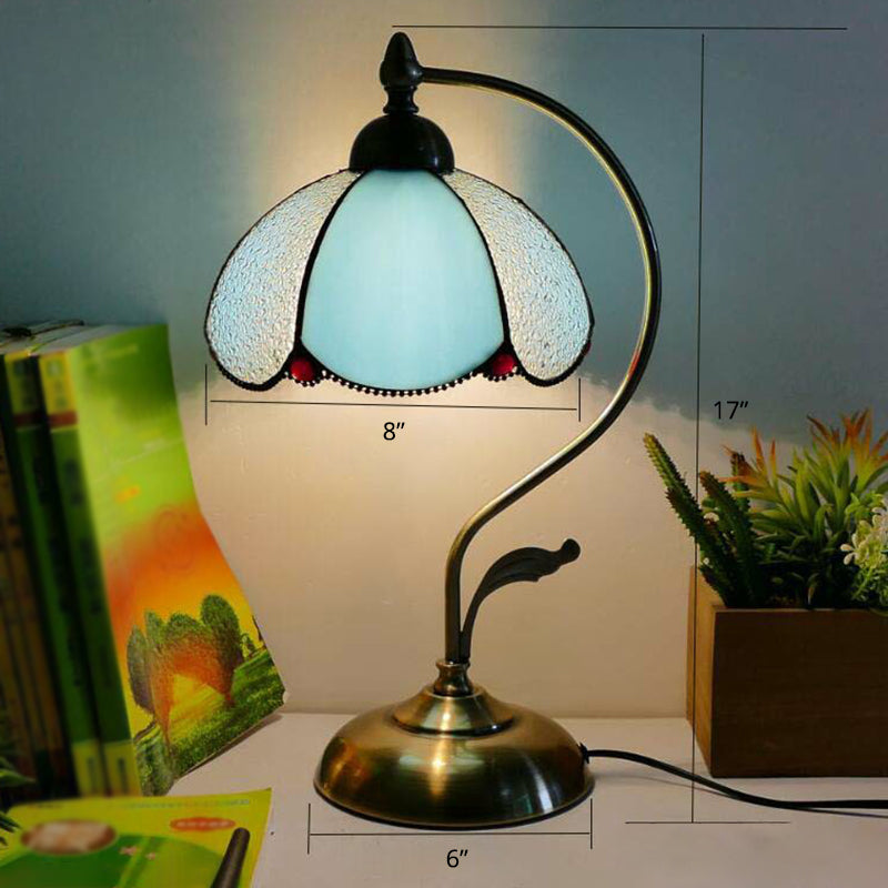 Lampada da tavolo a coccole Tiffany 1 comodino in metallo con tonalità in vetro tagliato a mano