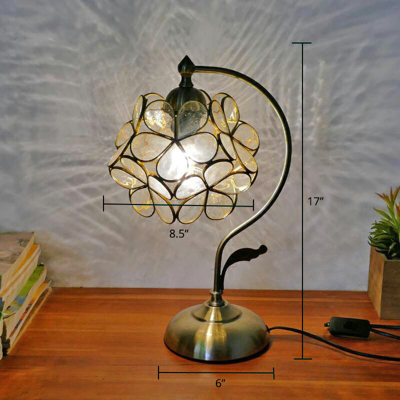 Lampada da tavolo a coccole Tiffany 1 comodino in metallo con tonalità in vetro tagliato a mano