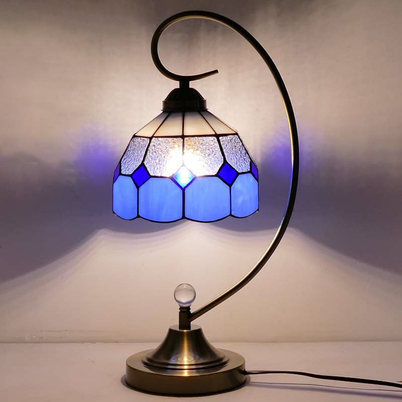 Lampada da tavolo a coccole Tiffany 1 comodino in metallo con tonalità in vetro tagliato a mano