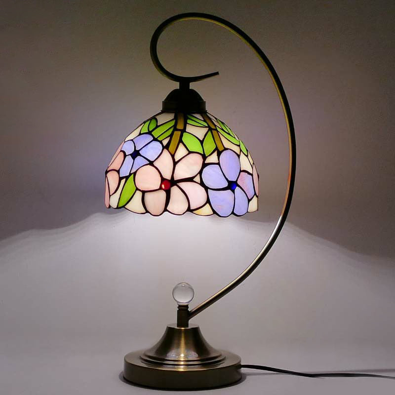Lampada da tavolo a coccole Tiffany 1 comodino in metallo con tonalità in vetro tagliato a mano