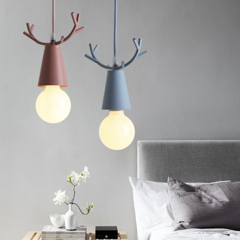 Geweih Metallanhänger Beleuchtung Nordic 1 Lampendecke Hanglampe mit offenem Glühbirnendesign