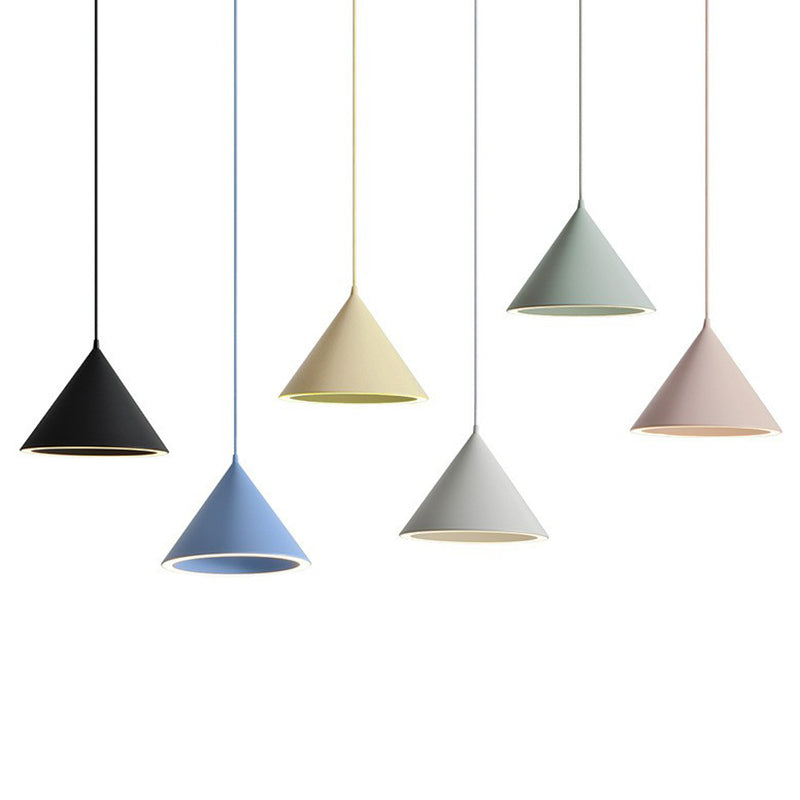 Aluminium Conic Pendant Light Nordic Style LED Plafond plafond pour salle à manger