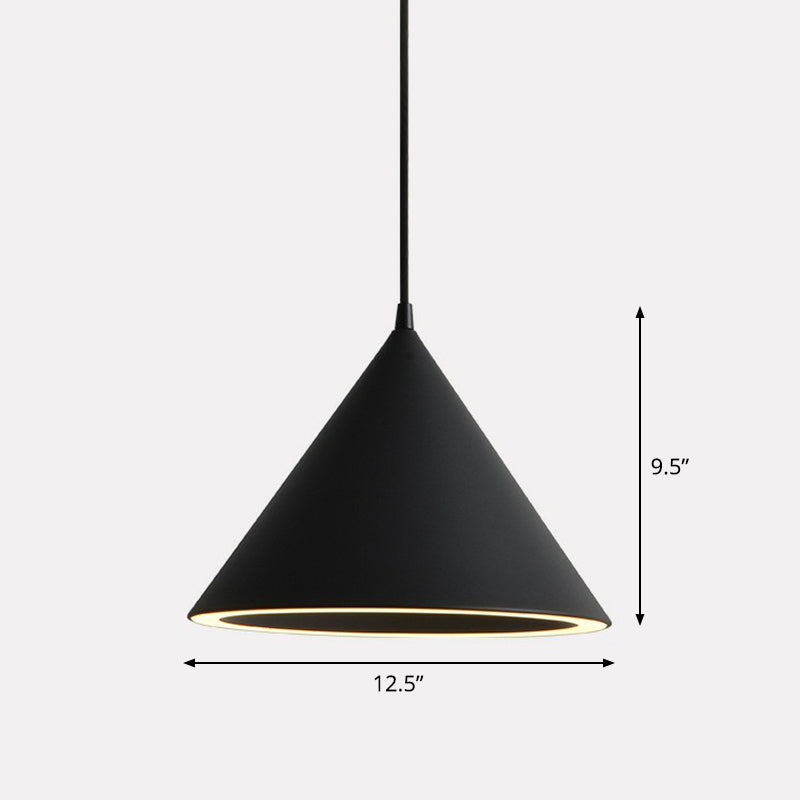 Aluminium Conic Pendant Light Nordic Style LED Plafond plafond pour salle à manger