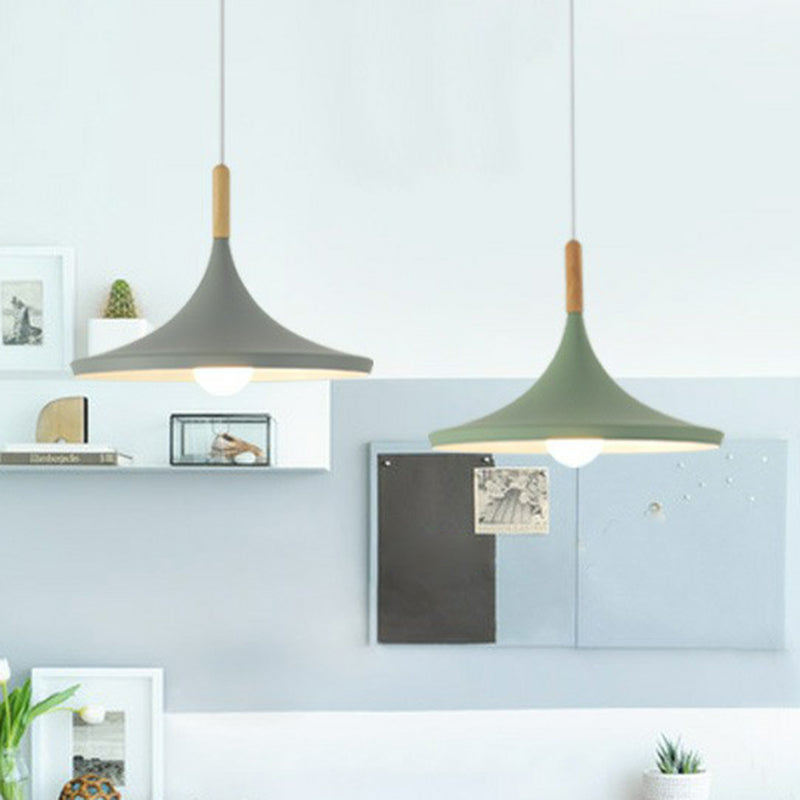 Verjüngter Schattenhänge -Lampe Makkaron Aluminium 1 Lampen -Nacht -Pendellicht mit Holzoberteil