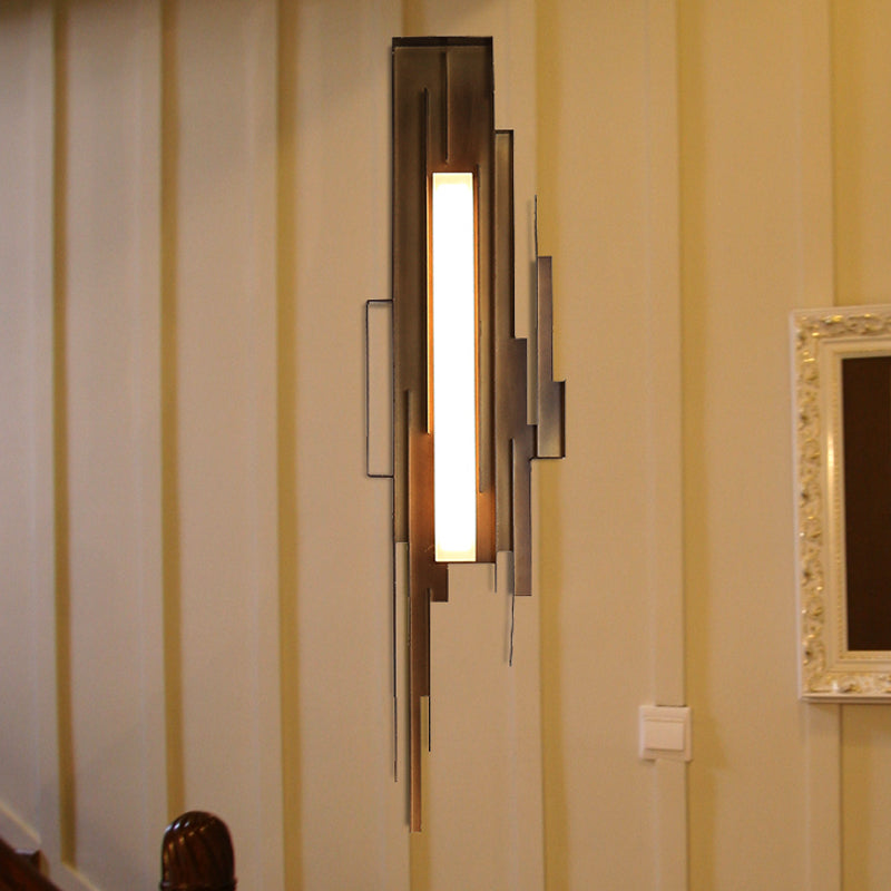 1 Bulb Irregular Shape Sconce Lamp Tradition Metal Wall Lighting Fixture in Brass/Gold with Tip toward Left/Right
