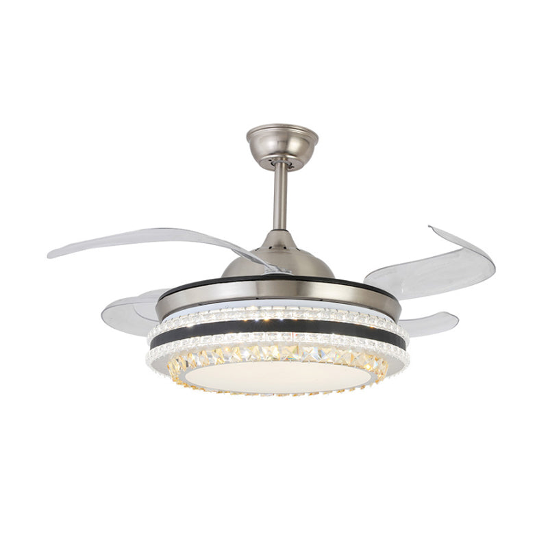 42 "breites 2-Tier-Kristall Semi Flush Mount Moderne Silber-LED-Deckenventilatorlicht mit 4-Blatt und Fernbedienung