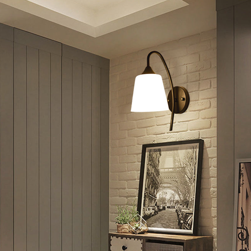 Finitura nera Luce da parete a collo di allevamento Rustico in metallo rustico 1 lampadina per la lampadina con tonalità in vetro di latte