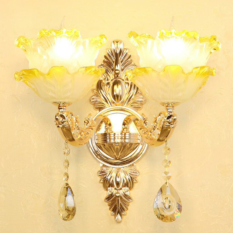 Faux Candle Shading Lighting Accesorio de lámpara de pared de metal tradicional con sombra y caída de cristal
