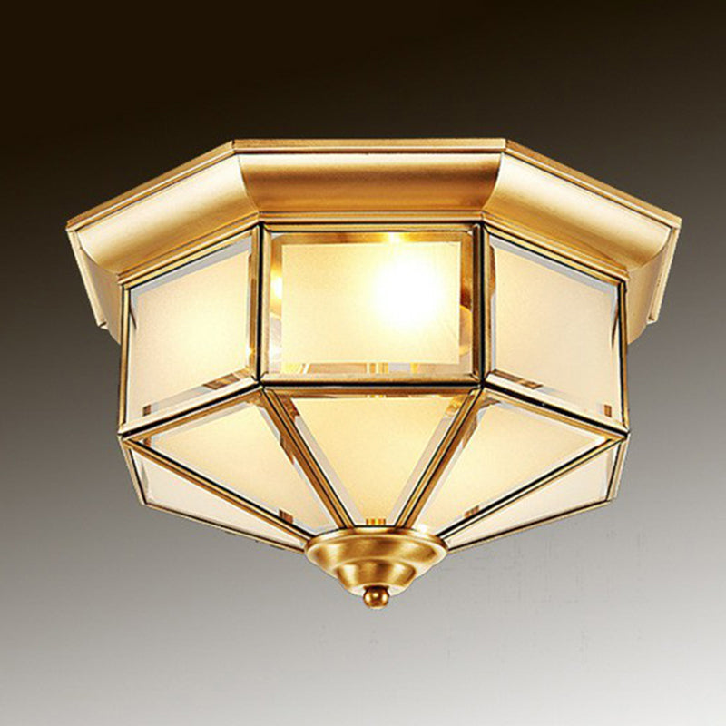 Yurt Geformtes Glas Flush Light Classic Living Room Flush Mount Ceiling Light in Brass