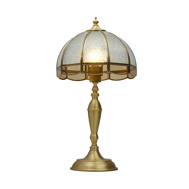 Lampada da notte in vetro ad acqua a forma di cupola Lampada da tavolo tradizionale per camera da letto a 1 lampadina con finiture smerlate in ottone