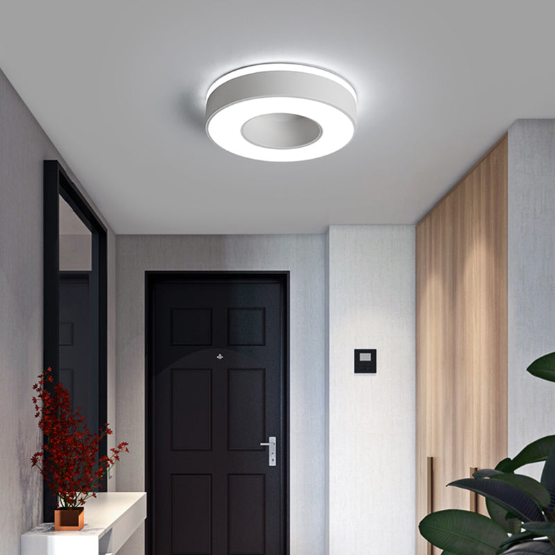 Lámpara empotrada LED de pasillo pequeño, accesorio montado en el techo de estilo nórdico de metal con difusor acrílico