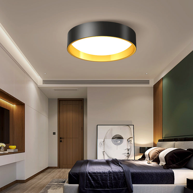 Lámpara de techo LED redonda de simplicidad con montaje empotrado de metal con difusor acrílico para dormitorio