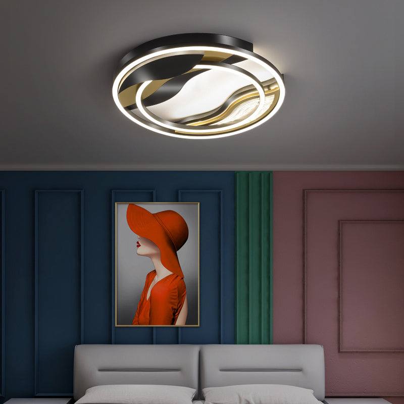 Black-Gold Loop Flush Mount Lamp Postmodern LED Metal Flushmount Lighting for Bedroom