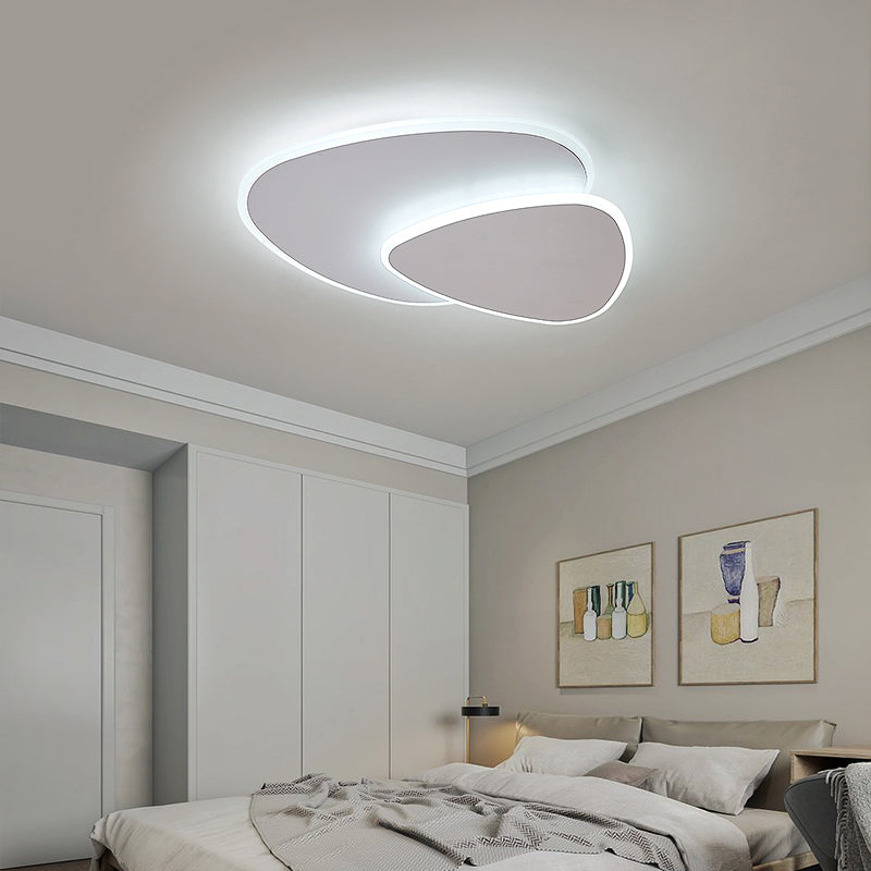 Triangular LED Ceiling Mounted Light Nordic Style Metal Bedroom Flush Light Fixture