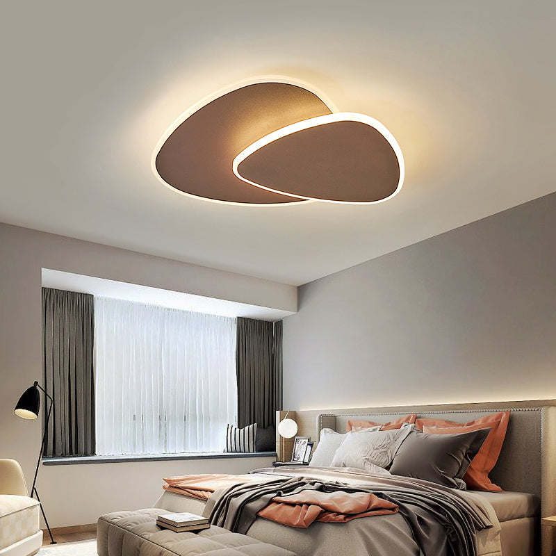 Triangular LED Ceiling Mounted Light Nordic Style Metal Bedroom Flush Light Fixture