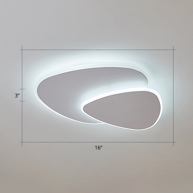 Triangular LED Ceiling Mounted Light Nordic Style Metal Bedroom Flush Light Fixture