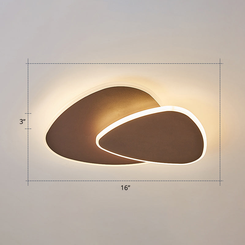 Triangular LED Ceiling Mounted Light Nordic Style Metal Bedroom Flush Light Fixture
