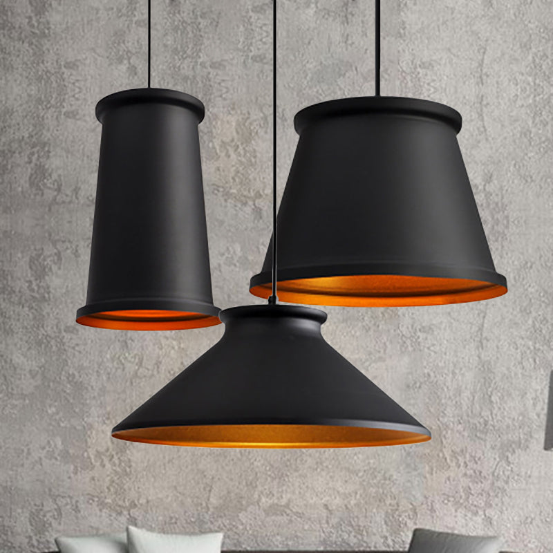 Lucina colgante cónica en negro/negro Costeo de techo de metal moderno para comedor para comedor