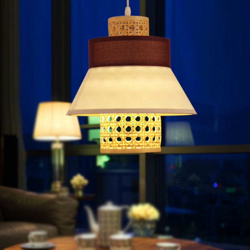 Tissu de style asiatique à la main