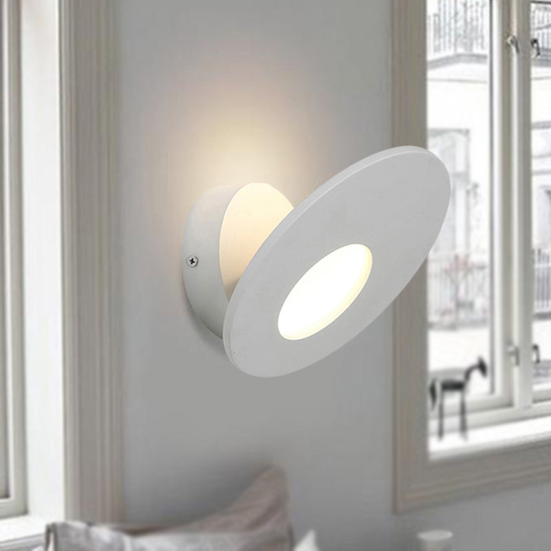 Stile semplicistico Round Acrilic Sconce Sconce Lampada montata a parete integrata in bianco/nero per camera da letto