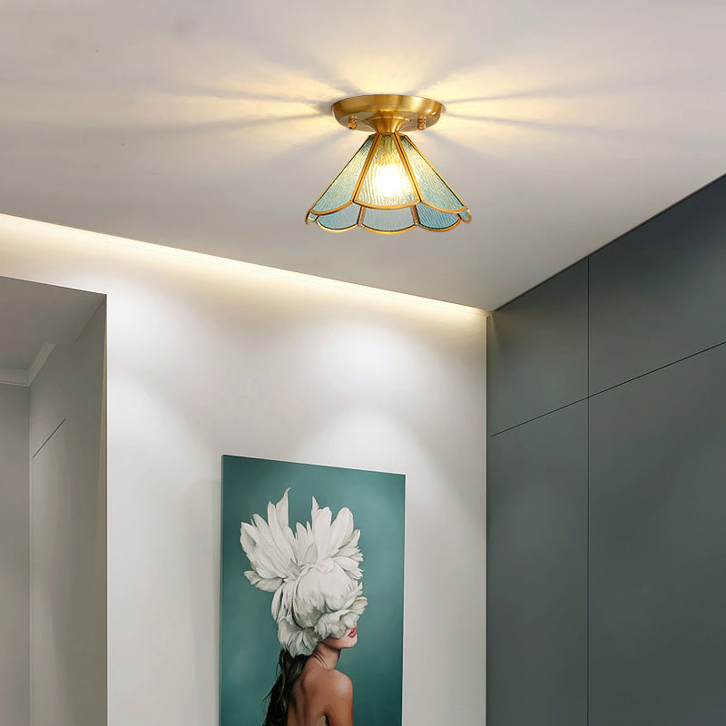 Tiffany Floral Semi Mount Lighting 1-lichts glazen plafondinbouwlamp in messing voor gang