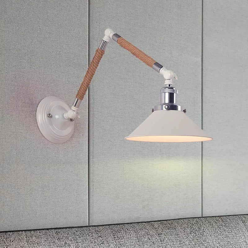 Blanc Conical Task Mur Murce Metal Nordic 1 Bulbe Metal Wall Lightture avec un bras cordé émouvant
